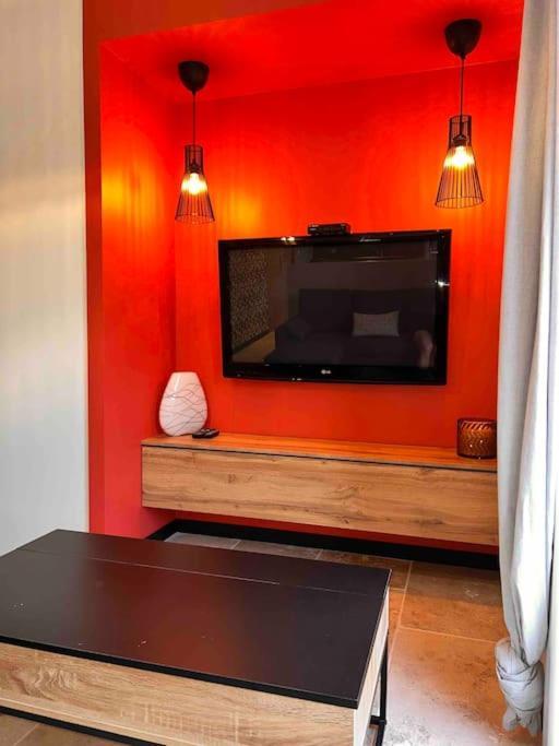 Loft Pied De Coline Au Calme Apartment Ginasservis Exterior photo